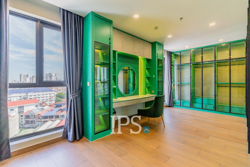 4 Bedroom Serviced Penthouse For Rent - Boeung Kak 1, Phnom Penh
