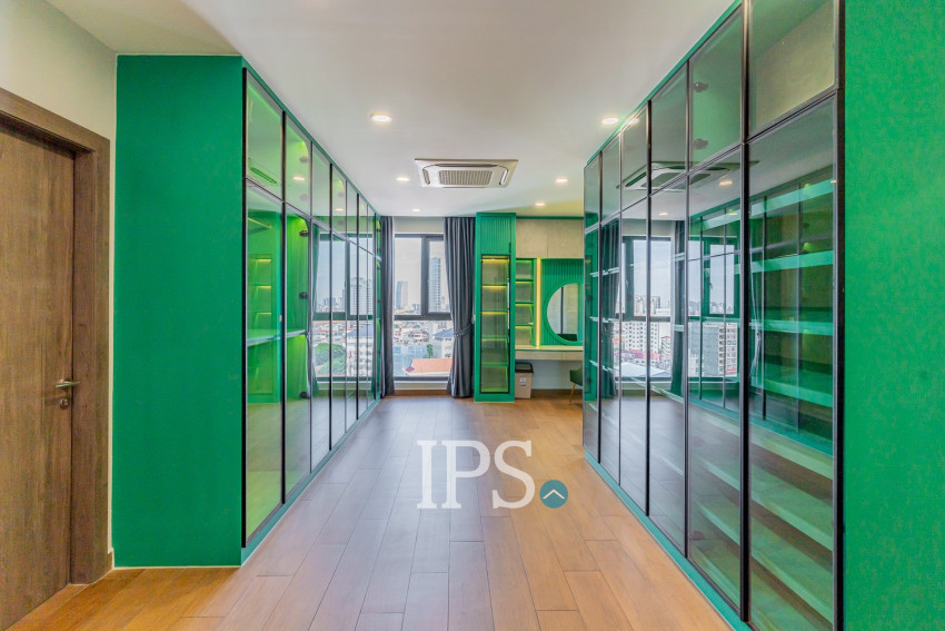 4 Bedroom Serviced Penthouse For Rent - Boeung Kak 1, Phnom Penh