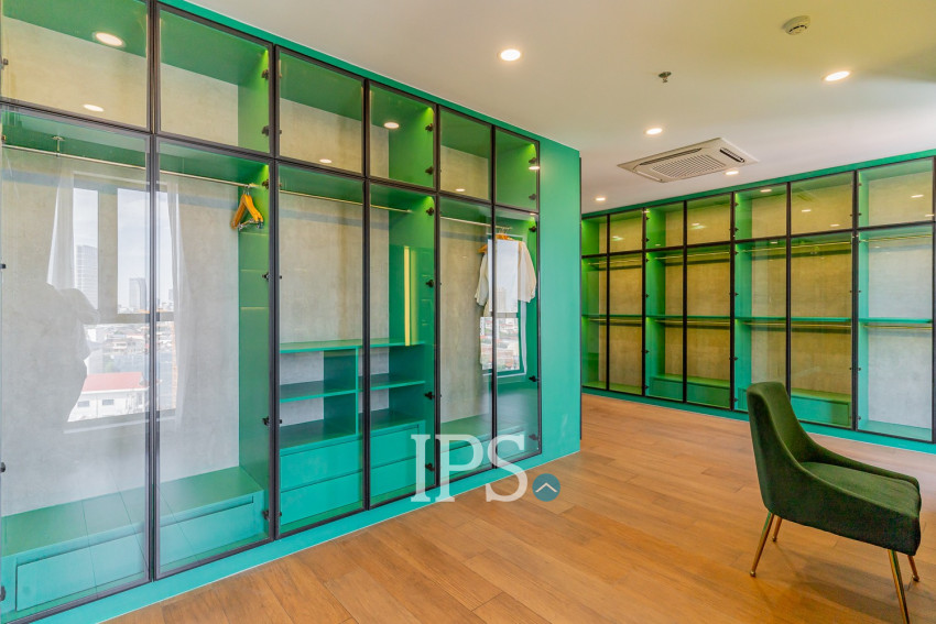 4 Bedroom Serviced Penthouse For Rent - Boeung Kak 1, Phnom Penh