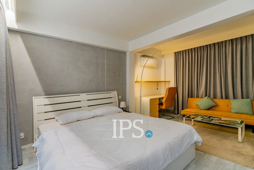 3 Bedroom Townhouse For Rent - Tonle Bassac, Phnom Penh