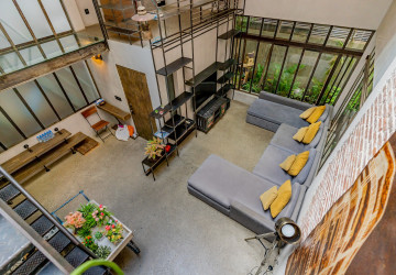 3 Bedroom Townhouse For Rent - Tonle Bassac, Phnom Penh thumbnail