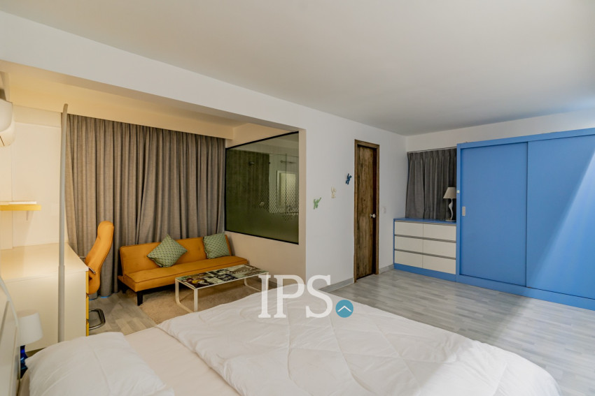 3 Bedroom Townhouse For Rent - Tonle Bassac, Phnom Penh