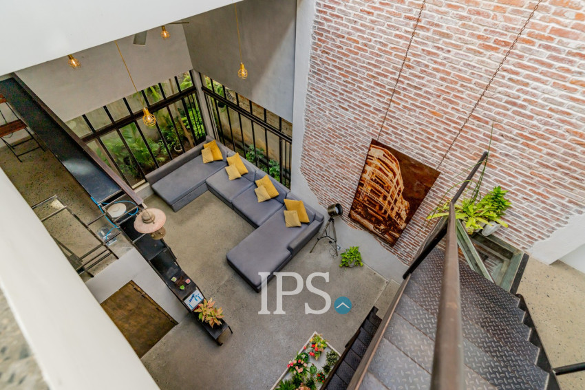 3 Bedroom Townhouse For Rent - Tonle Bassac, Phnom Penh