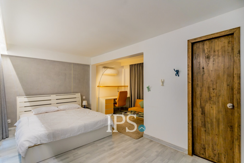 3 Bedroom Townhouse For Rent - Tonle Bassac, Phnom Penh