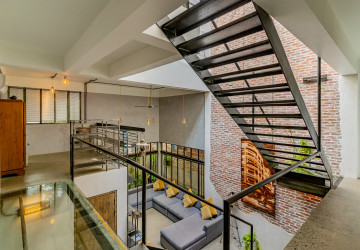 3 Bedroom Townhouse For Rent - Tonle Bassac, Phnom Penh thumbnail