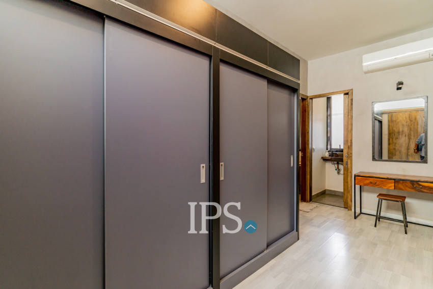 3 Bedroom Townhouse For Rent - Tonle Bassac, Phnom Penh