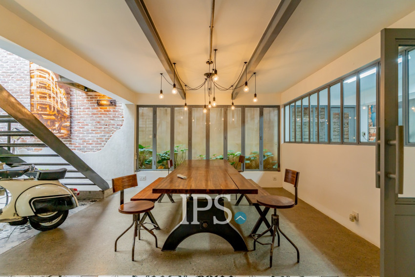 3 Bedroom Townhouse For Rent - Tonle Bassac, Phnom Penh