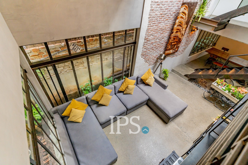3 Bedroom Townhouse For Rent - Tonle Bassac, Phnom Penh