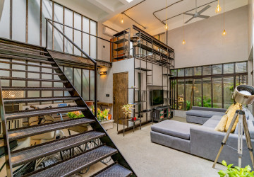 3 Bedroom Townhouse For Rent - Tonle Bassac, Phnom Penh thumbnail