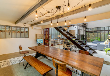3 Bedroom Townhouse For Rent - Tonle Bassac, Phnom Penh thumbnail