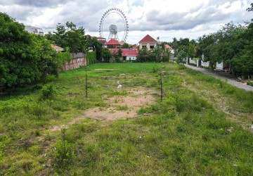 3228 Sqm Residential Land For Sale - Svay Dangkum, Siem Reap thumbnail