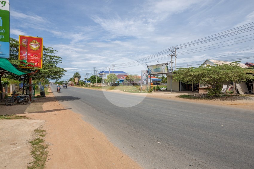 30198 Sqm Land For Sale - Kampong Speu Province
