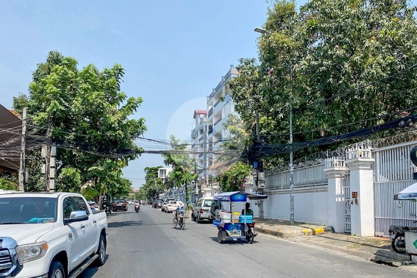 475 Sqm Land For Sale - Street 294, BKK1, Phnom Penh