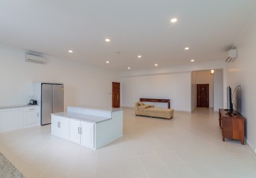 4 Bedroom Penthouse For Rent - BKK1, Phnom Penh thumbnail