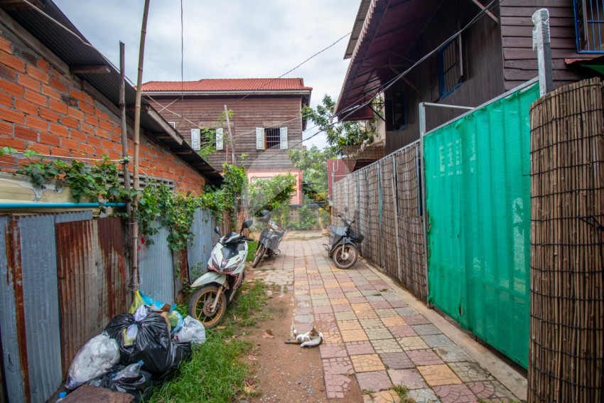 2 Bedroom House For Sale - Slor Kram, Siem Reap