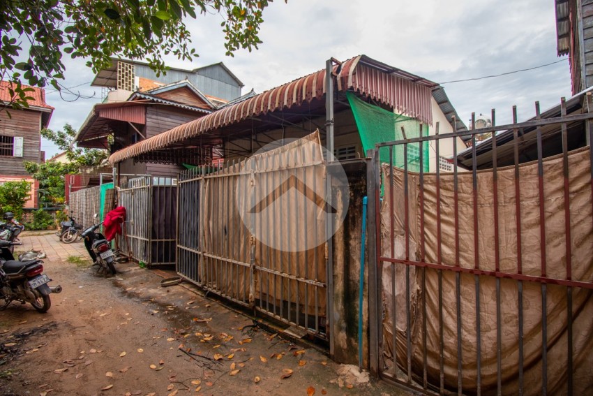 2 Bedroom House For Sale - Slor Kram, Siem Reap