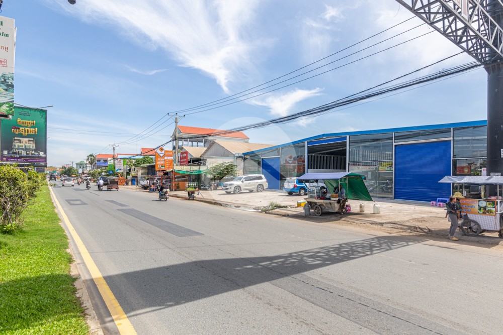 486 Sqm Warehouse For Rent - Chroy Changvar, Phnom Penh - Image 9