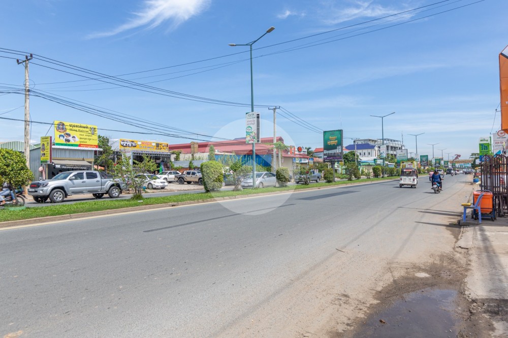 486 Sqm Warehouse For Rent - Chroy Changvar, Phnom Penh - Image 11