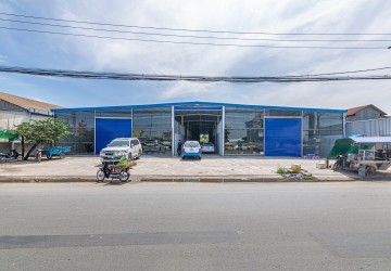 432 Sqm Warehouse For Rent - Chroy Changvar, Phnom Penh thumbnail