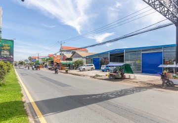 486 Sqm Warehouse For Rent - Chroy Changvar, Phnom Penh thumbnail