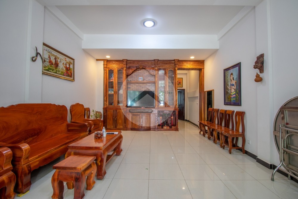 3 Bedroom House For Rent - Svay Thom, Siem Reap - Image 2