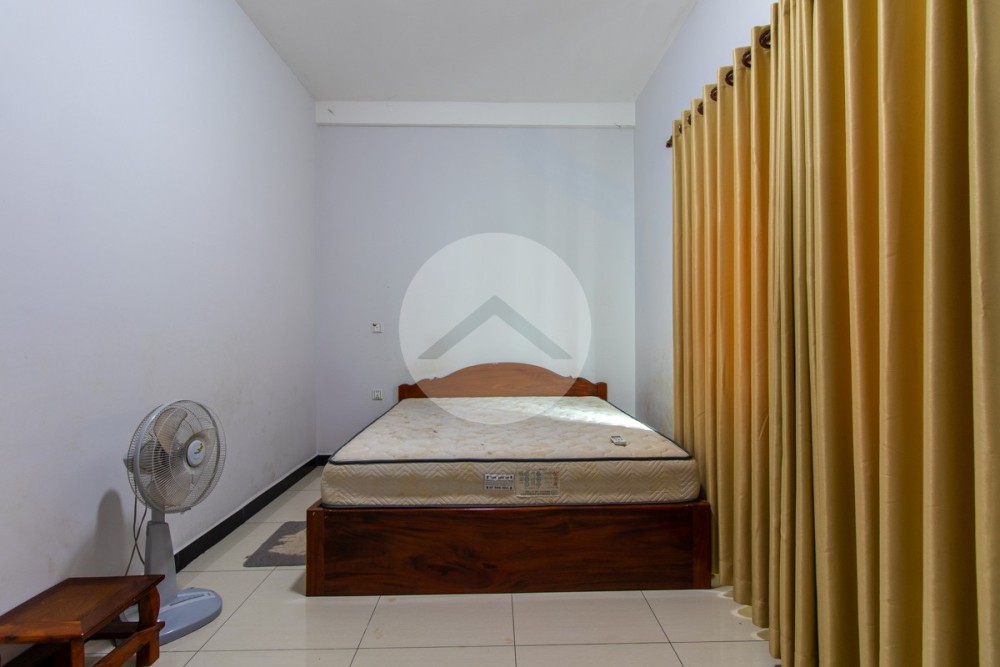 3 Bedroom House For Rent - Svay Thom, Siem Reap - Image 12