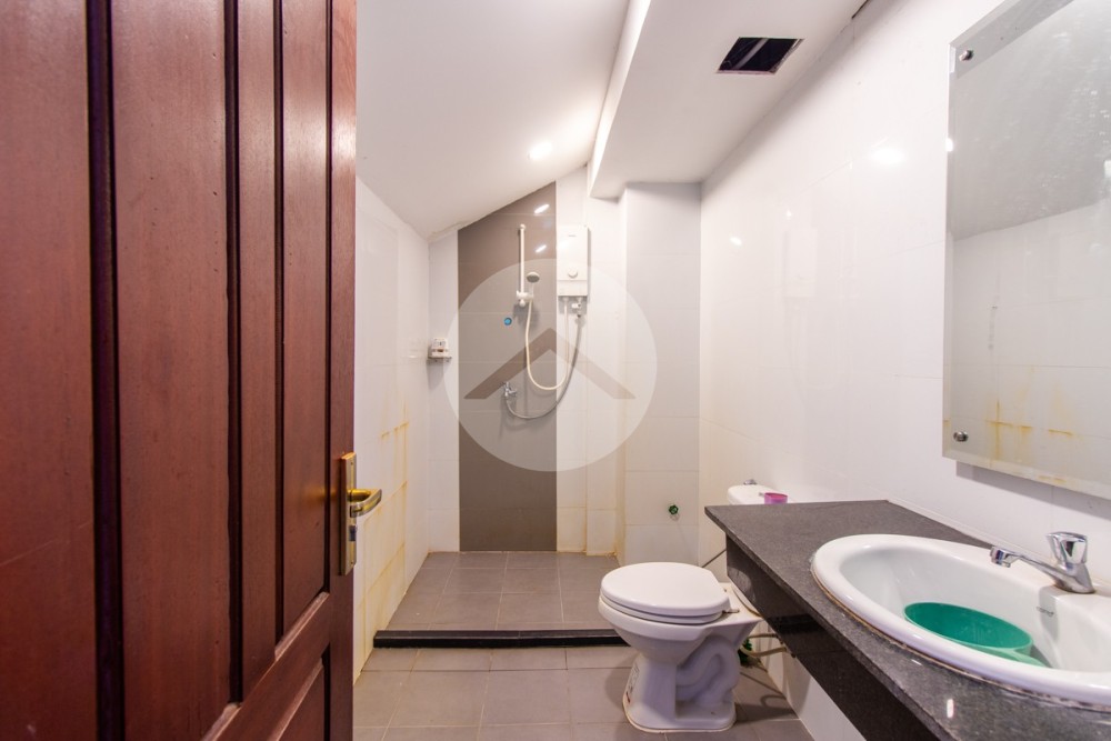 3 Bedroom House For Rent - Svay Thom, Siem Reap - Image 18