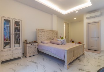 7 Bedroom Queen Villa For Sale - The Star Platinum Mastery, Borey Peng Huoth, Phnom Penh thumbnail