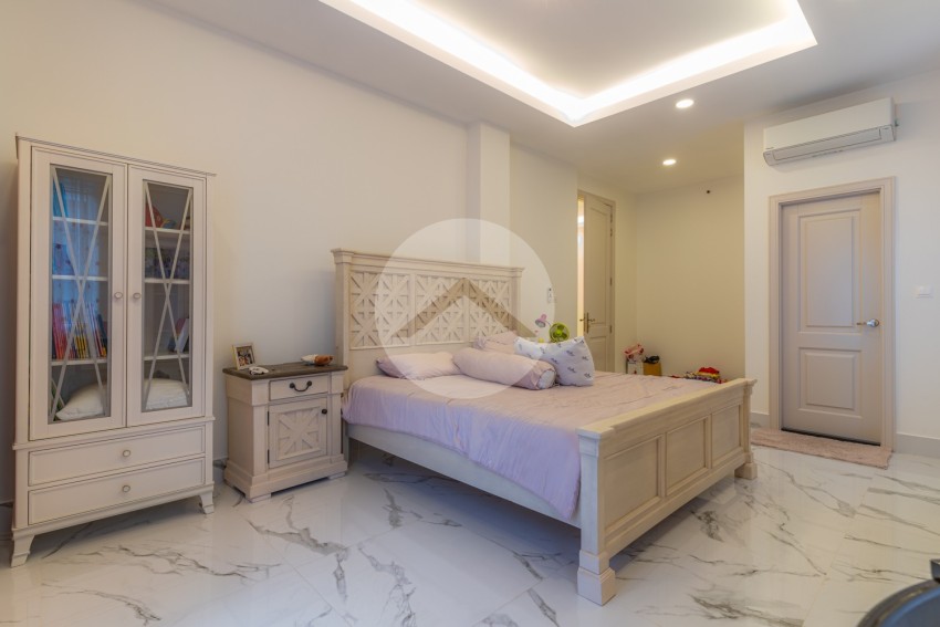 7 Bedroom Queen Villa For Sale - The Star Platinum Mastery, Borey Peng Huoth, Phnom Penh