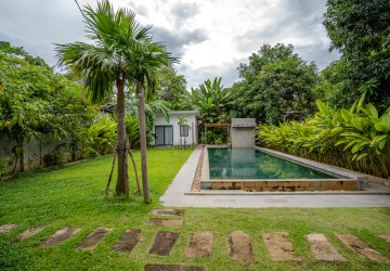 4 Bedroom Villa For Sale - Slor Kram, Siem Reap thumbnail