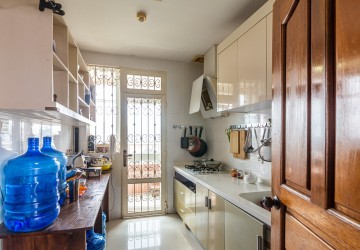 17th Floor 3 Bedroom Condo For Sale - Rose Condo, Phnom Penh thumbnail