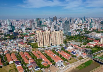 17th Floor 3 Bedroom Condo For Sale - Rose Condo, Phnom Penh thumbnail