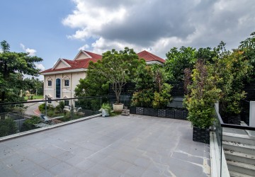 5 Bedroom Villa For Rent - Preaek Aeng, Chbar Ampov, Phnom Penh thumbnail