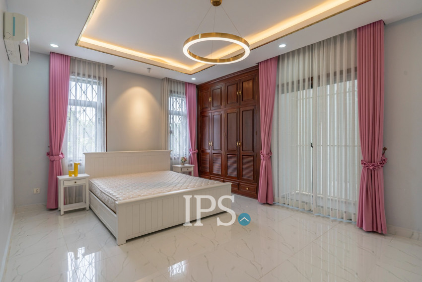 5 Bedroom Villa For Rent - Preaek Aeng, Chbar Ampov, Phnom Penh