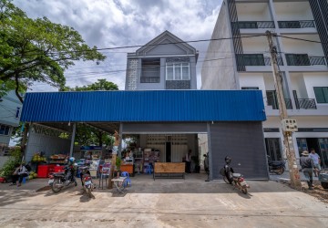 4 Bedroom Commercial Shophouse For Rent - Svay Dangkum, Siem Reap thumbnail