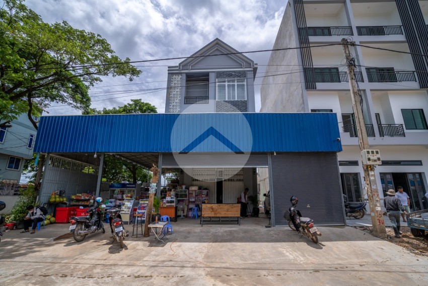 4 Bedroom Commercial Shophouse For Rent - Svay Dangkum, Siem Reap