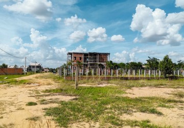 447 Sqm Residential Land For Sale - Svay Dangkum, Siem Reap thumbnail