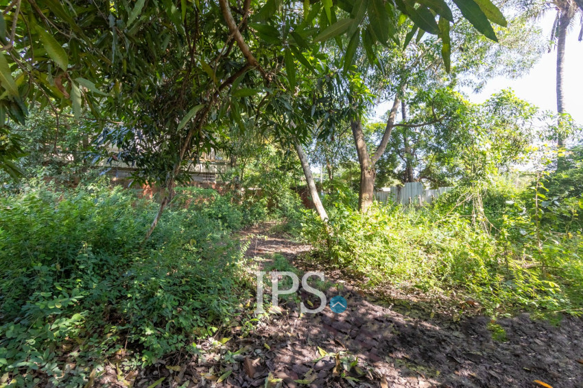 369 Sqm Land For Sale - Slor Kram, Siem Reap