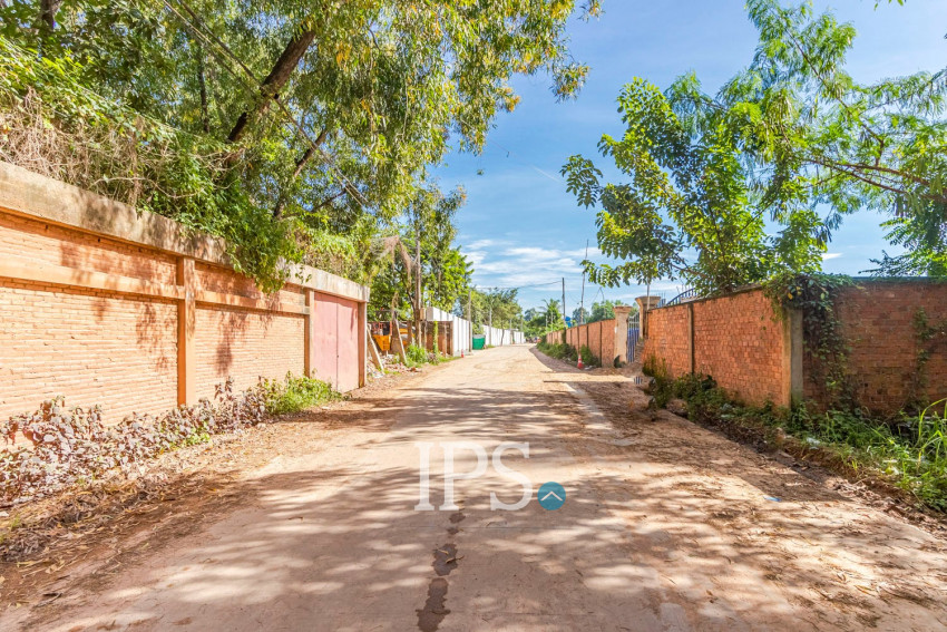 369 Sqm Land For Sale - Slor Kram, Siem Reap