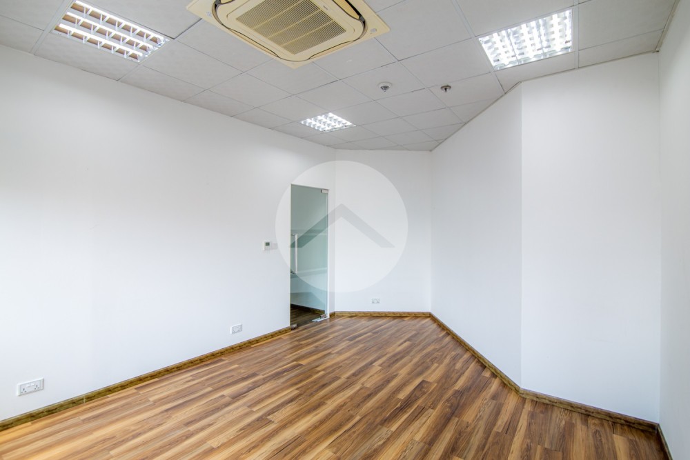 156 Sqm Office Space For Rent - Veal Vong, 7 Makara, Phnom Penh - Image 13