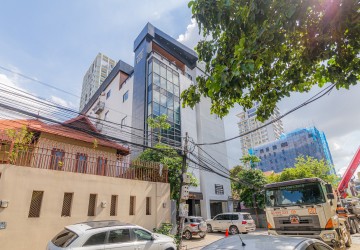 125 Sqm Office Space For Rent - BKK1, Phnom Penh thumbnail