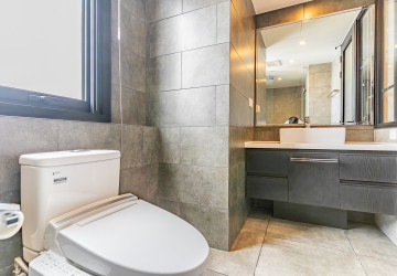 1 Bedroom Condo For Rent - BKK1, Phnom Penh thumbnail