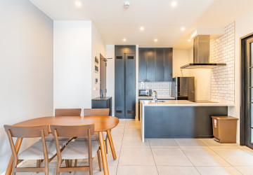 1 Bedroom Condo For Rent - BKK1, Phnom Penh thumbnail