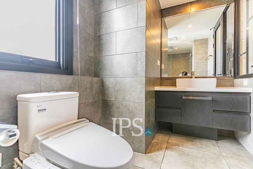 1 Bedroom Condo For Rent - BKK1, Phnom Penh