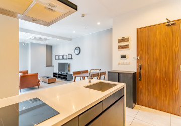 1 Bedroom Condo For Rent - BKK1, Phnom Penh thumbnail