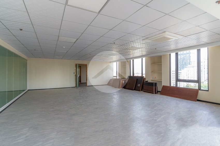 756 Sqm Office Space For Rent - Tonle Bassac, Phnom Penh