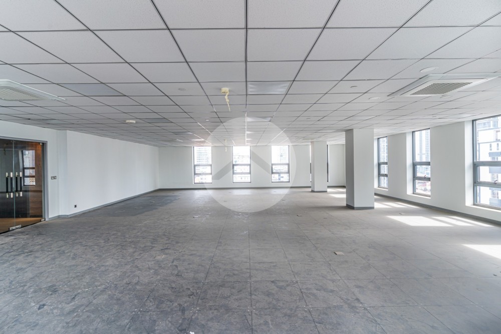 185 Sqm Office Space For Rent - BKK1, Phnom Penh - Image 3