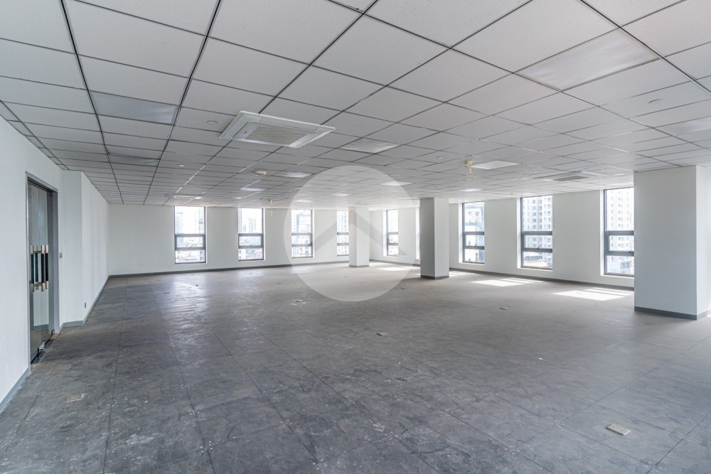 185 Sqm Office Space For Rent - BKK1, Phnom Penh - Image 4
