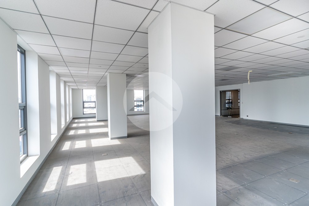185 Sqm Office Space For Rent - BKK1, Phnom Penh - Image 7