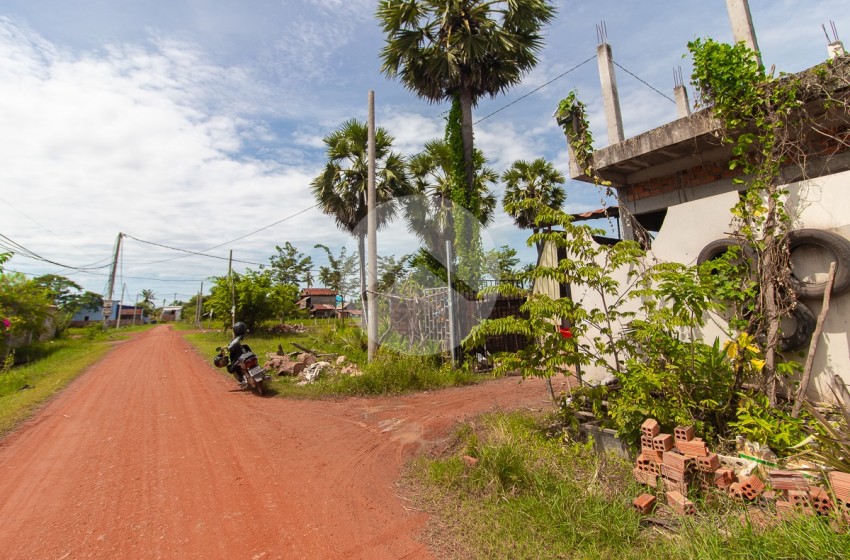 300 Sqm Land and House For Sale - Chreav, Siem Reap